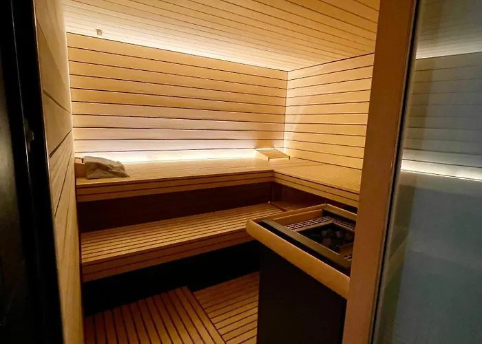 Les Moulins 5 Cheminee Piscine Sauna Parking Prive 샬레 *